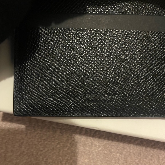 SOLD Givenchy men’s black bifold wallet - Picture 3 of 8